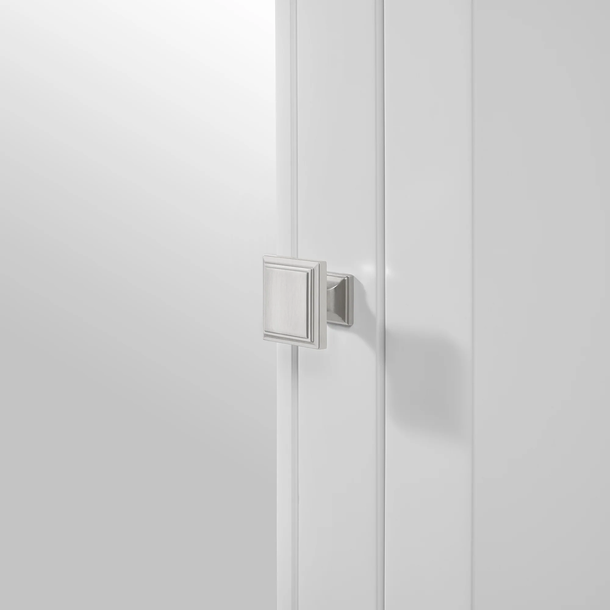 Charlotte 21" Single Door Reversible Medicine Cabinet in White - Image 10